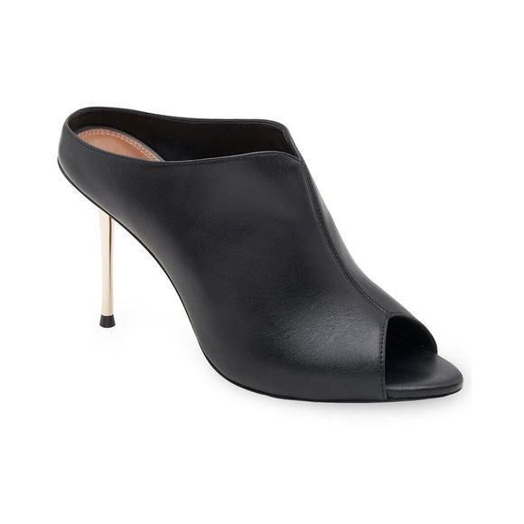 Bcbgmaxazria Teela Leather Bootie